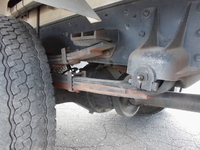 UDトラックスコンドル冷蔵冷凍ウイング中型（4t）[写真13]