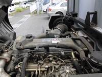 UDトラックスコンドル冷蔵冷凍ウイング中型（4t）[写真22]