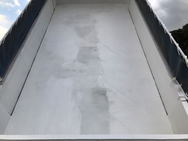 三菱ふそうキャンターダンプ小型（2t・3t）[写真12]