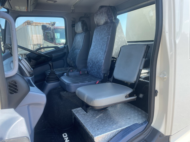 日野レンジャーパッカー車（塵芥車）増トン（6t・8t）[写真27]