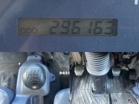 日野レンジャーパッカー車（塵芥車）増トン（6t・8t）[写真35]