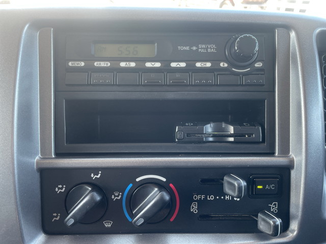 日野レンジャーパッカー車（塵芥車）増トン（6t・8t）[写真36]