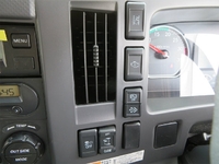 いすゞフォワード冷凍車（冷蔵車）中型（4t）[写真14]