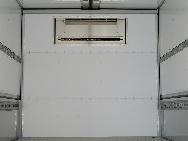 いすゞフォワード冷凍車（冷蔵車）中型（4t）[写真20]