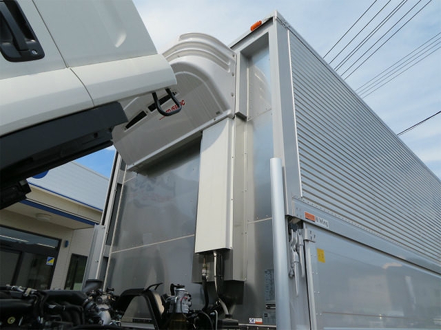 いすゞフォワード冷凍車（冷蔵車）中型（4t）[写真31]