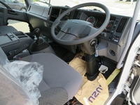 いすゞフォワード冷凍車（冷蔵車）中型（4t）[写真09]