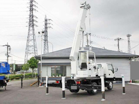 いすゞエルフトラッククレーン小型（2t・3t）[写真04]