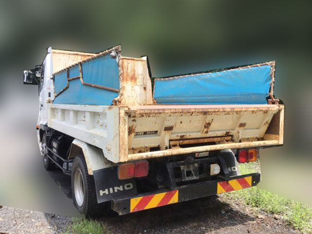 日野レンジャーダンプ中型（4t）[写真04]