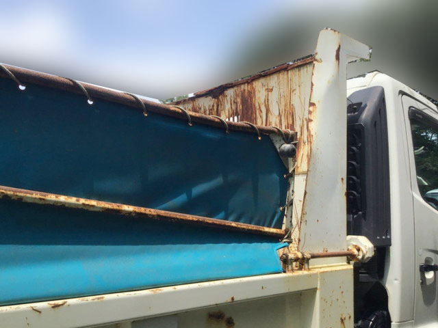 日野レンジャーダンプ中型（4t）[写真09]