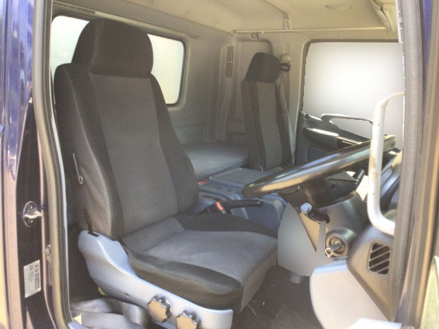 日野レンジャーアルミウイング中型（4t）[写真26]