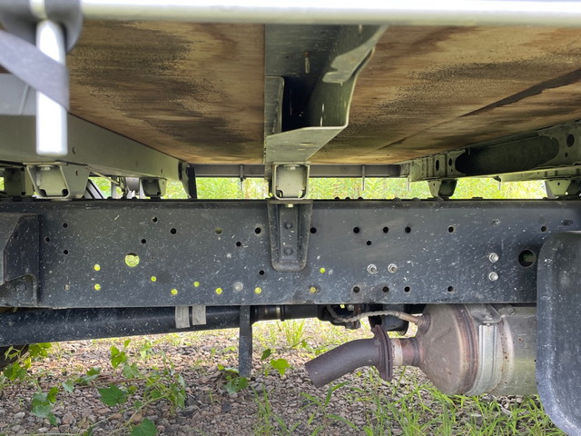 日野デュトロ平ボディ小型（2t・3t）[写真12]