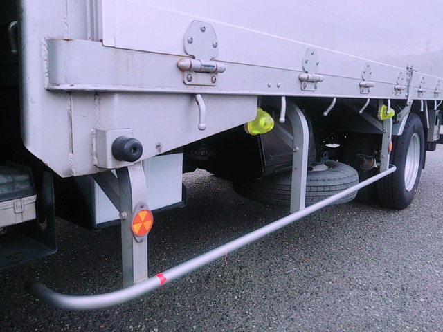 いすゞエルフアルミブロック小型（2t・3t）[写真16]