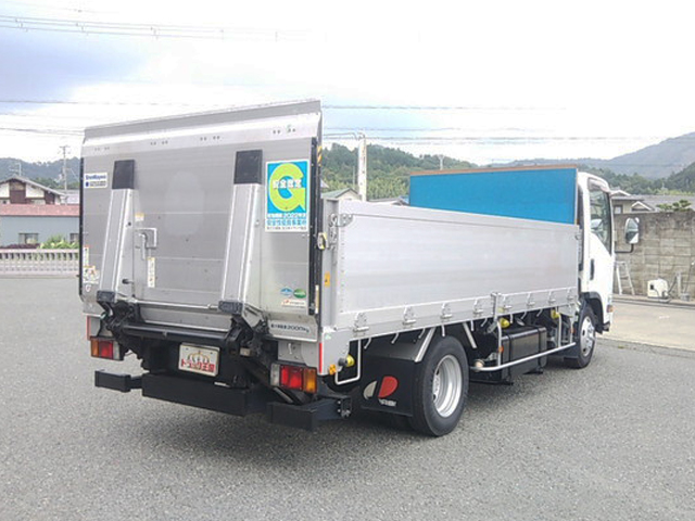 いすゞエルフアルミブロック小型（2t・3t）[写真02]