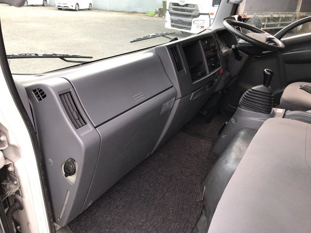 いすゞエルフアルミブロック小型（2t・3t）[写真32]