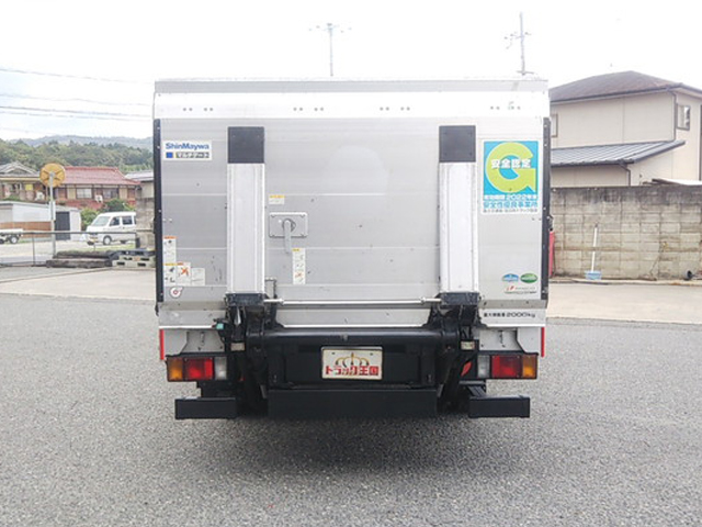 いすゞエルフアルミブロック小型（2t・3t）[写真08]