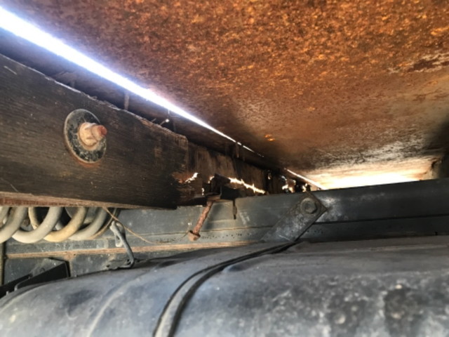 三菱ふそうキャンタークレーン6段小型（2t・3t）[写真16]