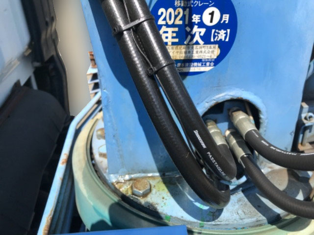 三菱ふそうキャンタークレーン6段小型（2t・3t）[写真07]