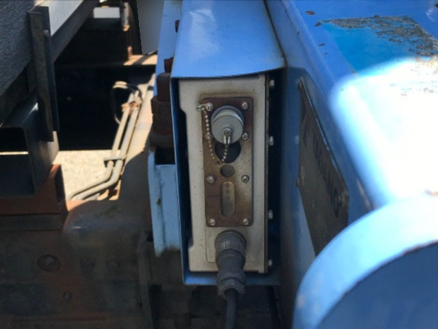 三菱ふそうキャンタークレーン6段小型（2t・3t）[写真09]