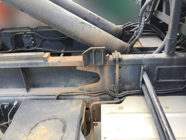 UDトラックスコンドルアームロール増トン（6t・8t）[写真14]