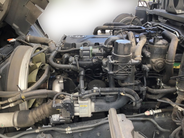 UDトラックスコンドルアームロール増トン（6t・8t）[写真19]