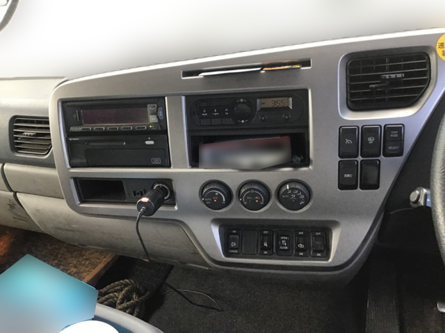 UDトラックスコンドルアームロール増トン（6t・8t）[写真24]