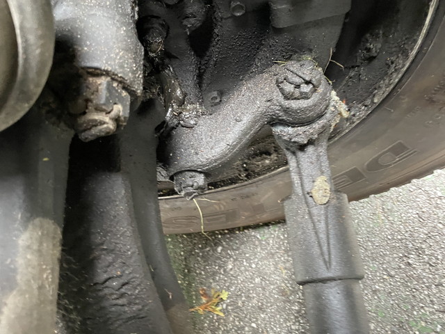 UDトラックスクオンユニック4段大型（10t）[写真22]