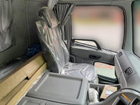 UDトラックスクオンユニック4段大型（10t）[写真27]