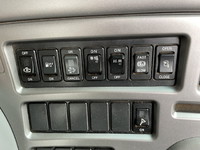 UDトラックスクオンユニック4段大型（10t）[写真33]