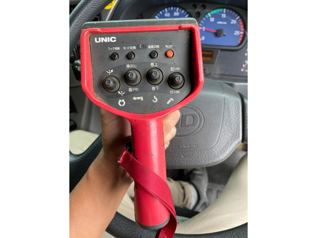 UDトラックスクオンユニック4段大型（10t）[写真34]