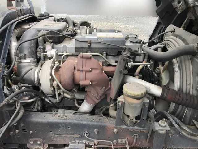 いすゞフォワードアルミバン中型（4t）[写真17]