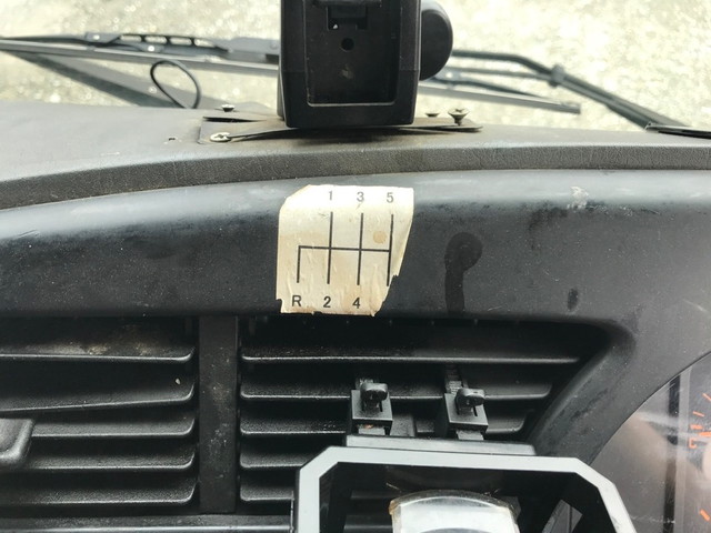 いすゞフォワードアルミバン中型（4t）[写真22]