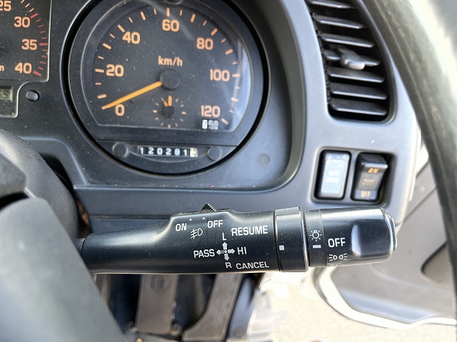 いすゞフォワードセルフクレーン4段増トン（6t・8t）[写真37]