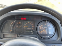 いすゞフォワードセルフクレーン4段増トン（6t・8t）[写真38]