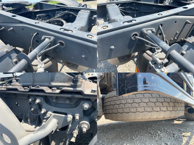 UDトラックスクオントレーラーヘッド（トラクターヘッド）大型（10t）[写真15]