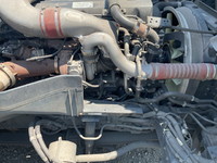 UDトラックスクオントレーラーヘッド（トラクターヘッド）大型（10t）[写真20]