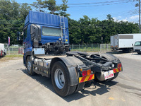 UDトラックスクオントレーラーヘッド（トラクターヘッド）大型（10t）[写真04]