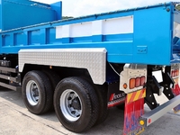 いすゞギガダンプ大型（10t）[写真19]