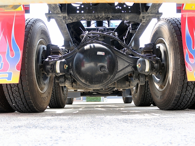 いすゞギガダンプ大型（10t）[写真30]