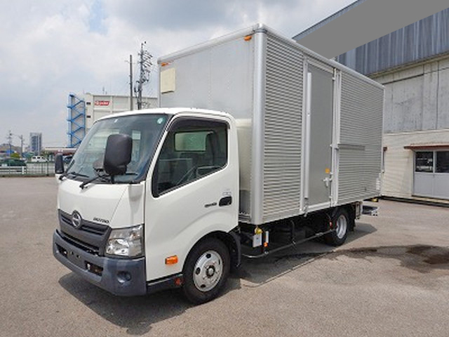 日野デュトロアルミバン小型（2t・3t）TKG-XZU710M [写真01]
