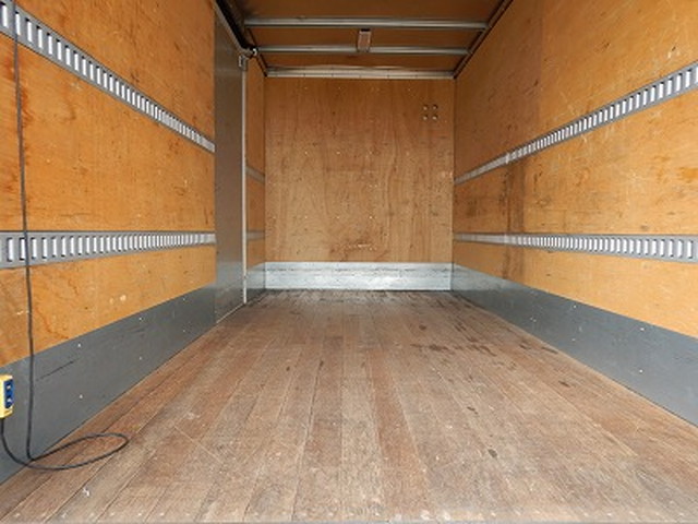 日野デュトロアルミバン小型（2t・3t）[写真10]