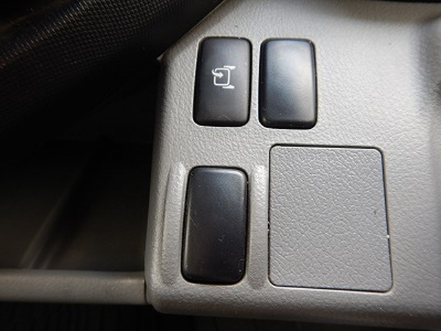 日野デュトロアルミバン小型（2t・3t）[写真19]