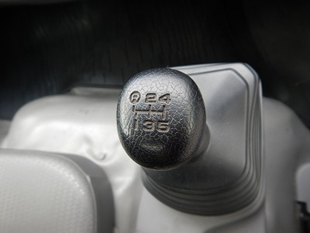 日野デュトロアルミバン小型（2t・3t）[写真23]