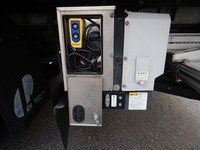 日野デュトロアルミバン小型（2t・3t）[写真32]