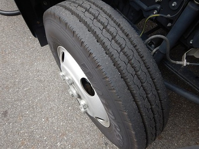 日野デュトロアルミバン小型（2t・3t）[写真34]