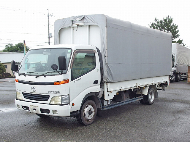 トヨタトヨエース幌ウイング小型（2t・3t）[写真05]