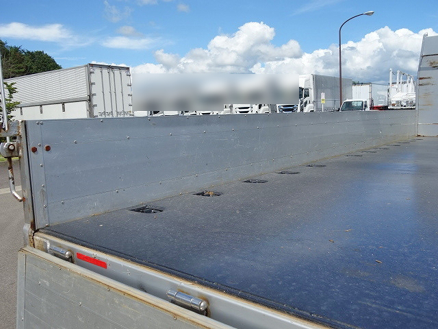 三菱ふそうファイタークレーン4段中型（4t）[写真14]