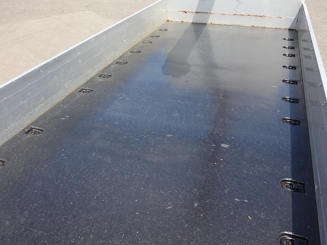 三菱ふそうファイタークレーン4段中型（4t）[写真16]