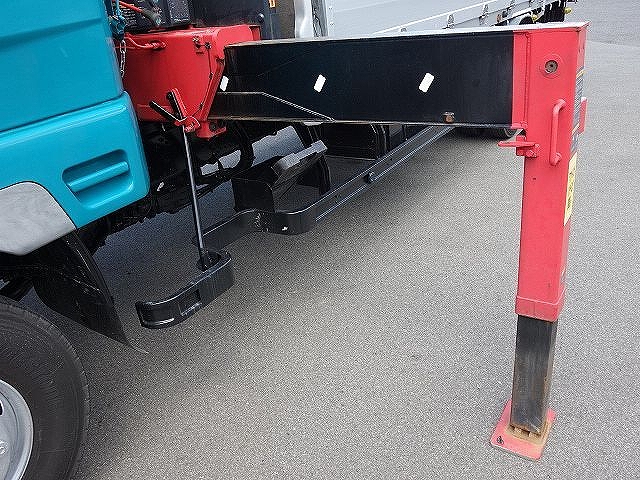 三菱ふそうファイタークレーン4段中型（4t）[写真09]