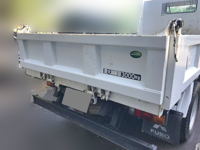 三菱ふそうキャンターダンプ小型（2t・3t）[写真10]