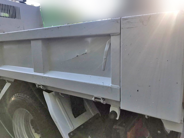 三菱ふそうキャンターダンプ小型（2t・3t）[写真08]